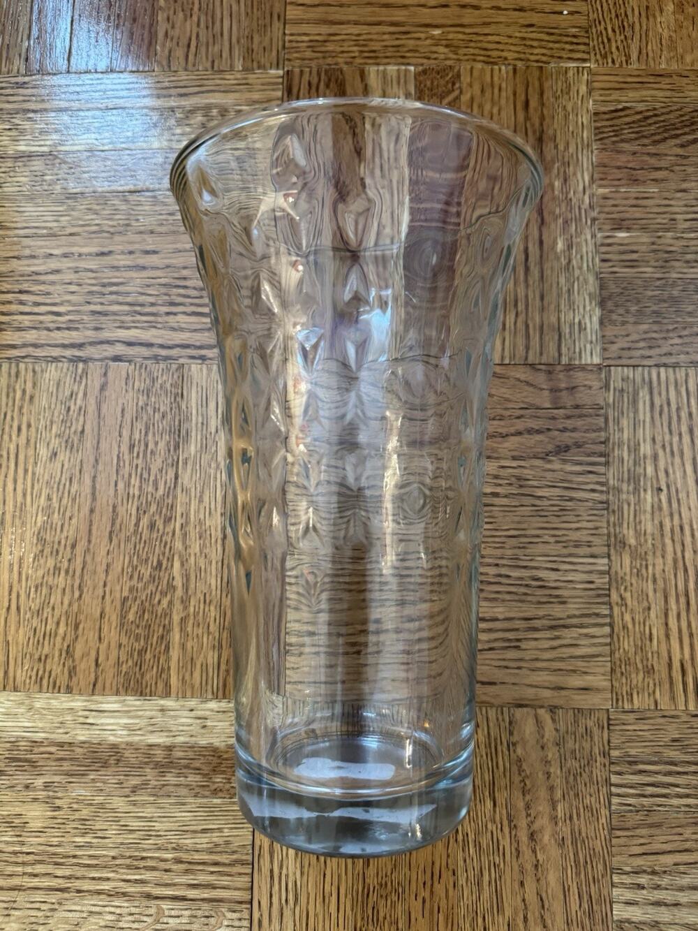 Clear Glass Vase Geometric Pinwheel Cut Pattern Floral Arrangement Centerpiece